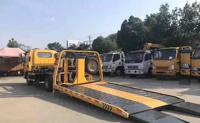 监利汽车中途维修案例